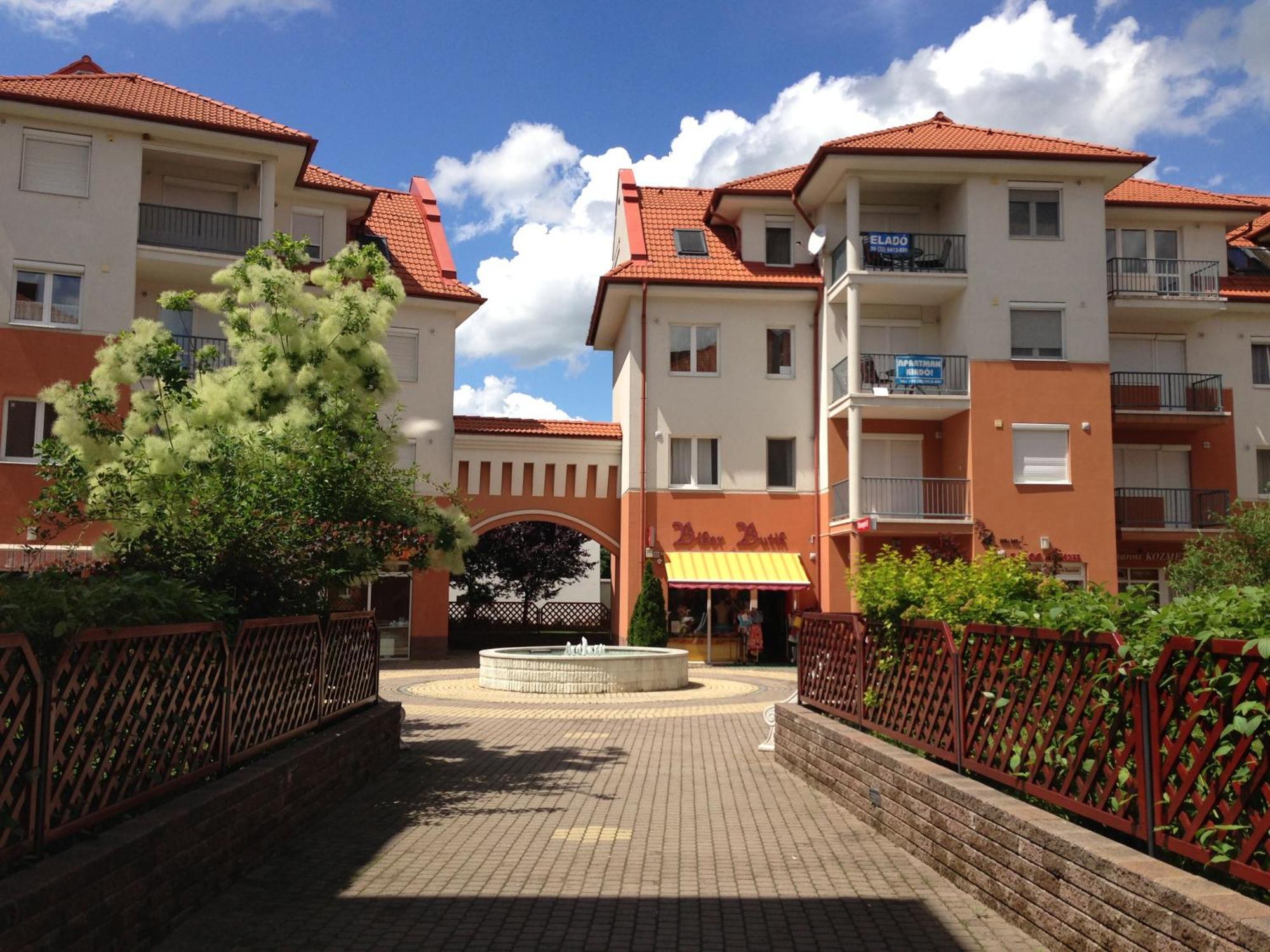 Tommy Apartman Hajdúszoboszló Exterior foto